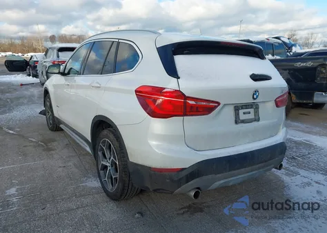 2018 BMW X1 xDrive28I z USA, uszkodzony, nr VIN WBXHT3C35J5K26804